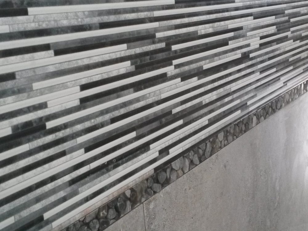 DETALLE FRISO GRIS DETALLE FRISO GRIS