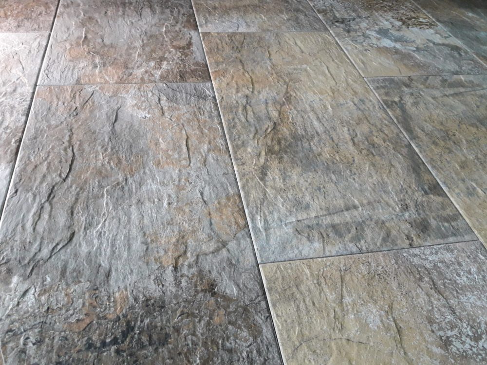 P.E SALTE GOLD P.E SALTE GOLD