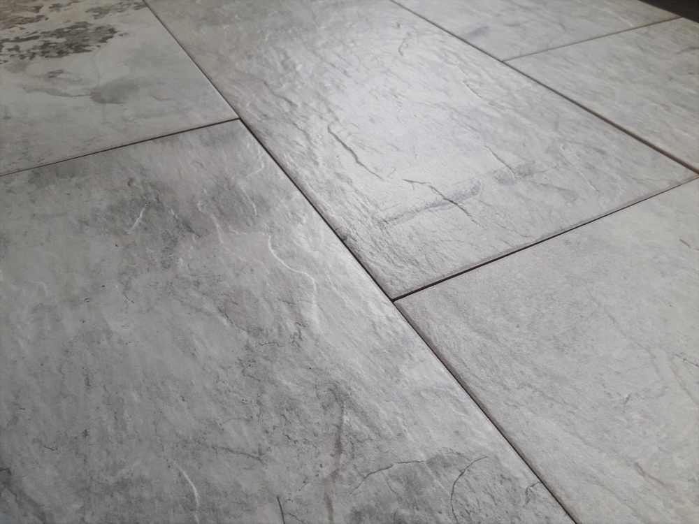 P.E SLATE WHITE P.E SLATE WHITE